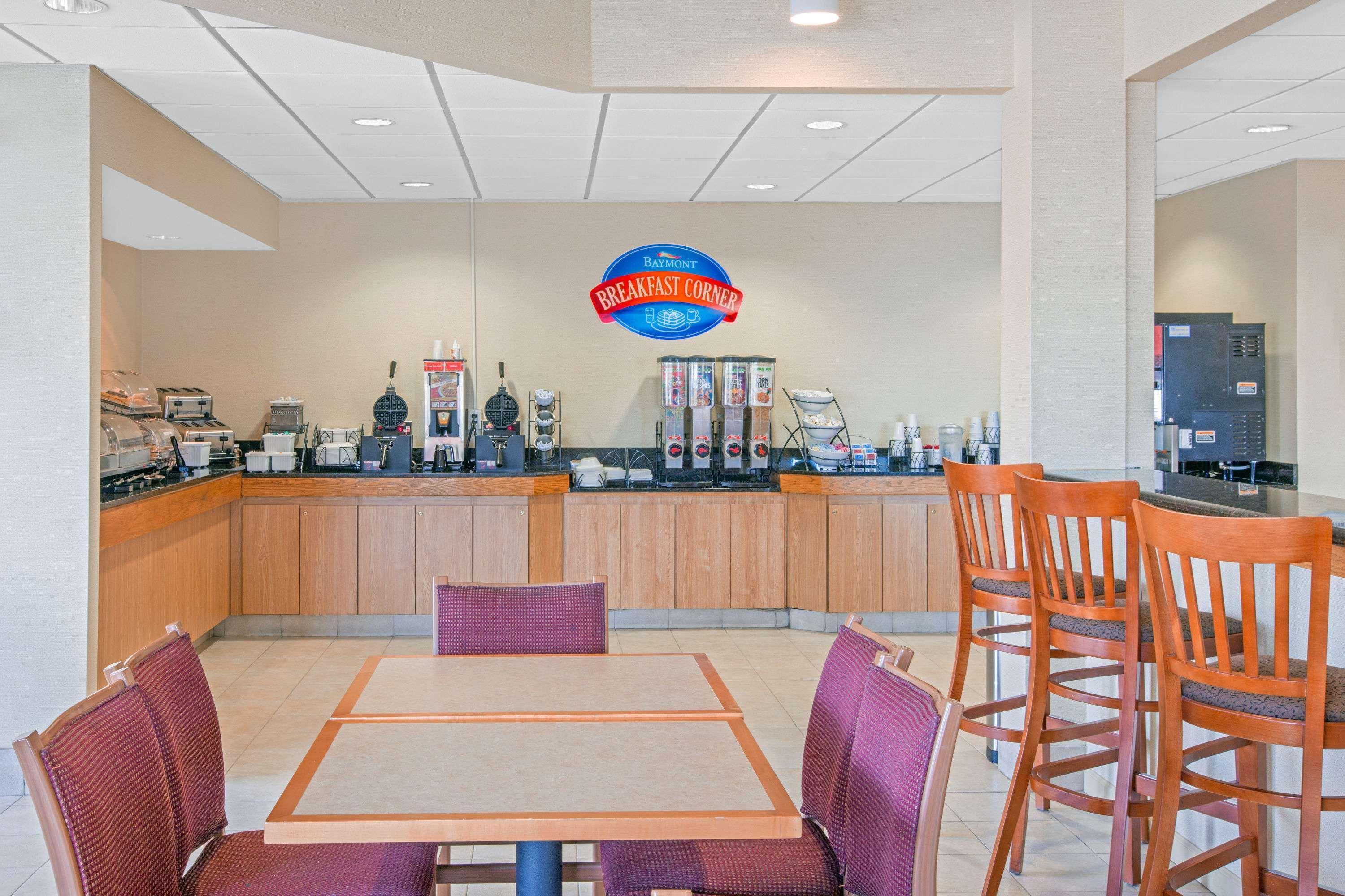 Baymont By Wyndham Camp Lejeune Jacksonville Buitenkant foto