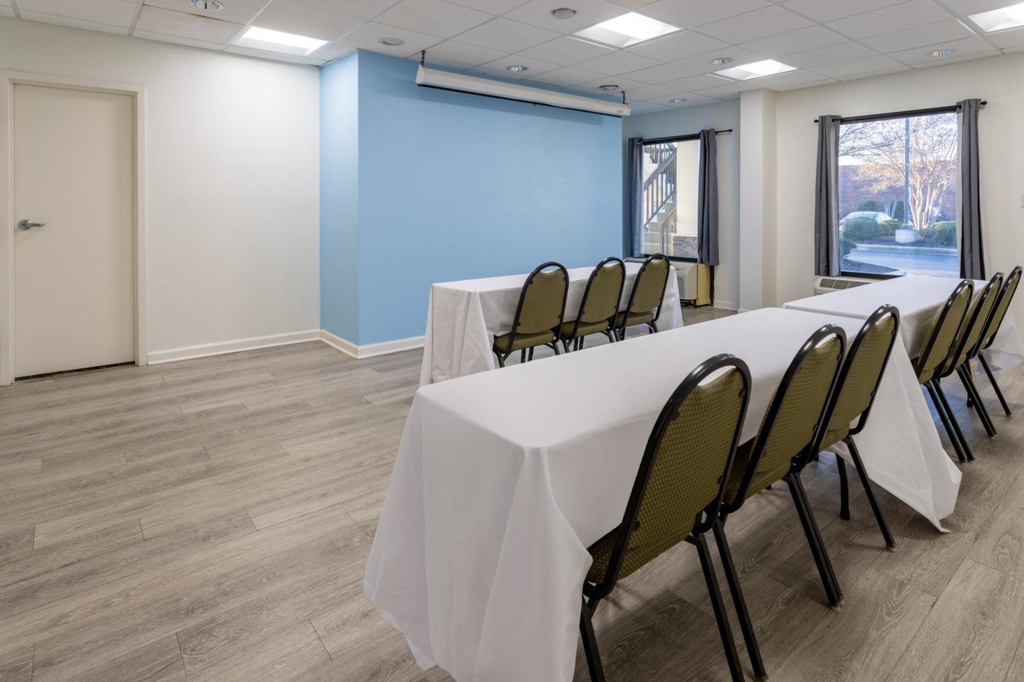 Baymont By Wyndham Camp Lejeune Jacksonville Buitenkant foto