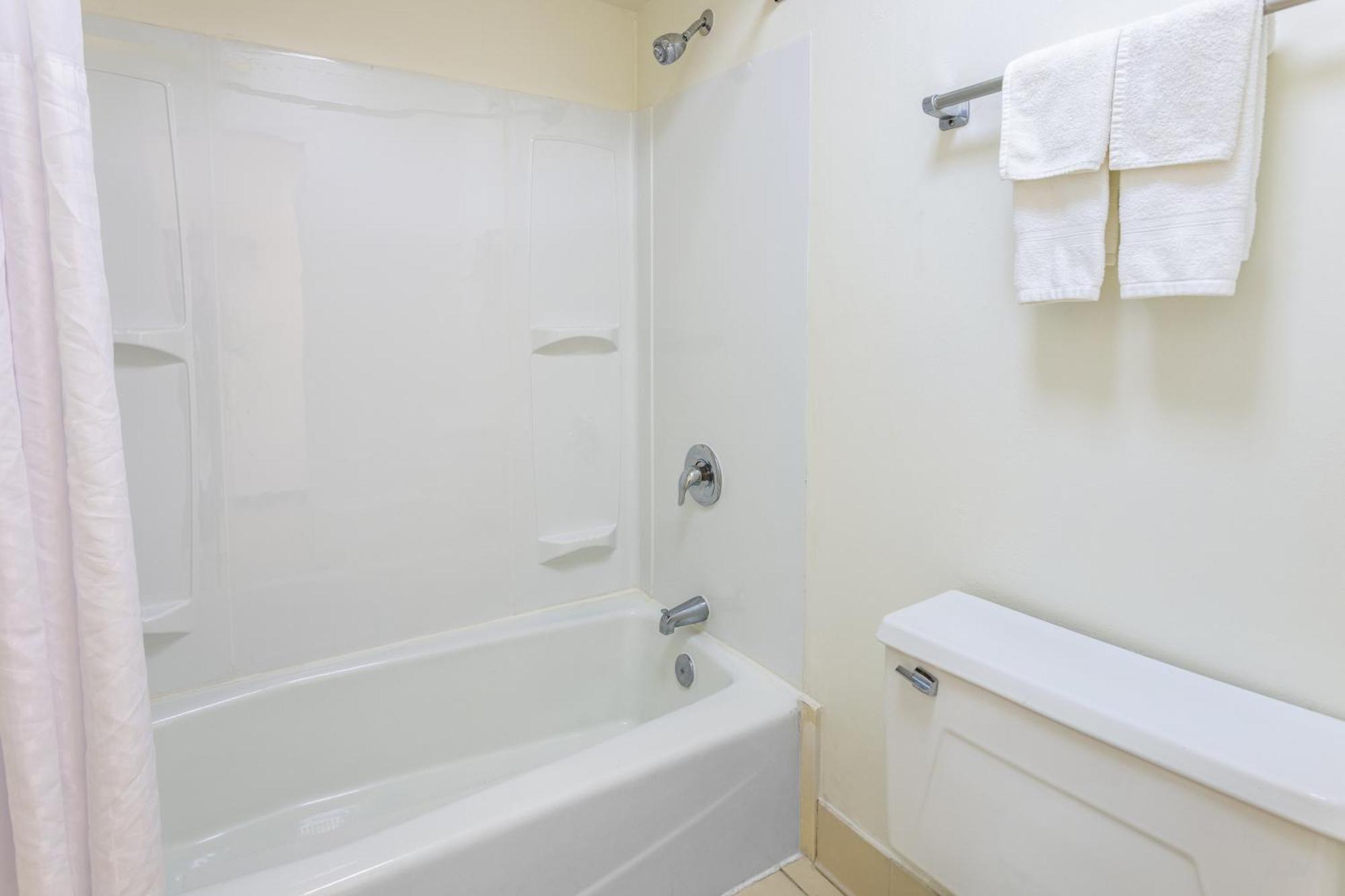 Baymont By Wyndham Camp Lejeune Jacksonville Buitenkant foto